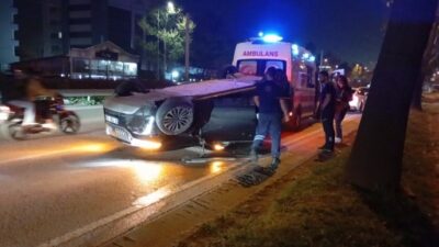 Bursa’nın Osmangazi ilçesinde gece saatlerinde meydana gelen trafik kazasında iki