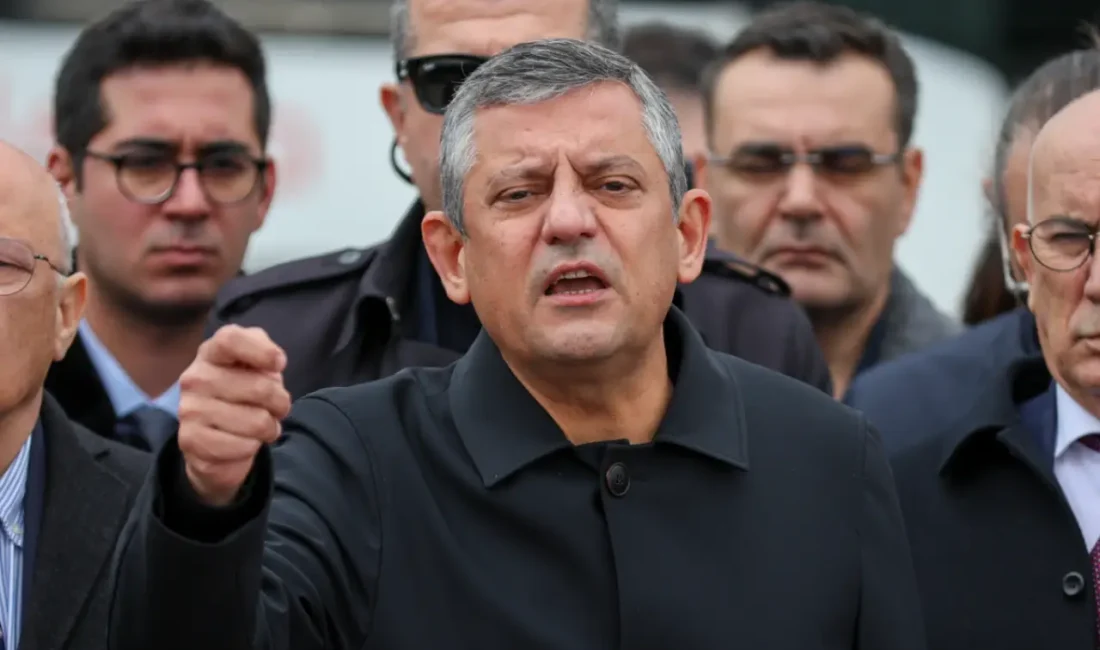 Cumhuriyet Halk Parti Genel Başkanı Özgür Özel, tutuklu bulunan Mustafa Bozbey'i