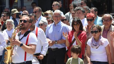 Mudanya Belediyesi’nin düzenlediği 2. Tirilye Zeytin Çiçeği Festivali, kortej yürüyüşü,