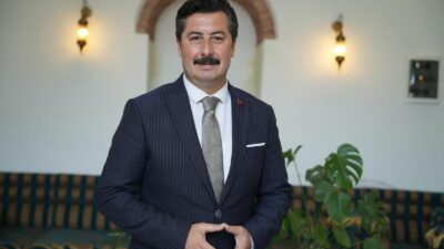 Yenişehir Belediye Başkanı Ercan Özel, Kurban Bayramı mesajında dayanışma ve