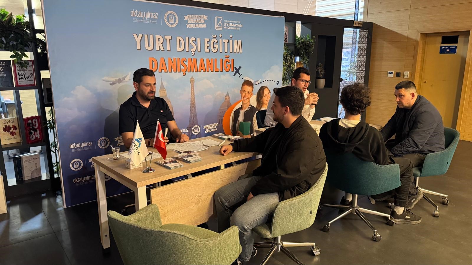 Yıldırım Belediyesi, yurt dışında eğitim almak isteyen gençler için ücretsiz
