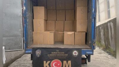Bursa’da KOM ekiplerinin düzenlediği operasyonda İstanbul’dan getirilen milyonlarca dolu makaron