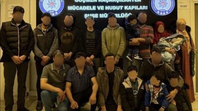 Bursa’da polis ekiplerinin Osmangazi ve Yıldırım’da düzenlediği operasyonlarda 18 kaçak