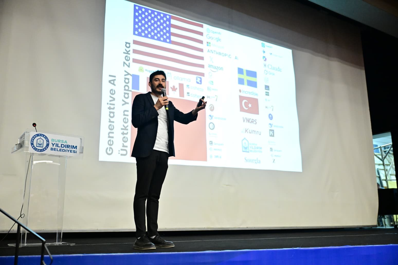 Yıldırım Belediyesi, personeline yönelik yapay zekâ eğitimi programı başlattı. 6