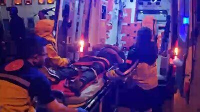 Bursa Yıldırım’da otomobilin sıkıştırdığı iddia edilen motosiklet sürücüsü direksiyon hakimiyetini