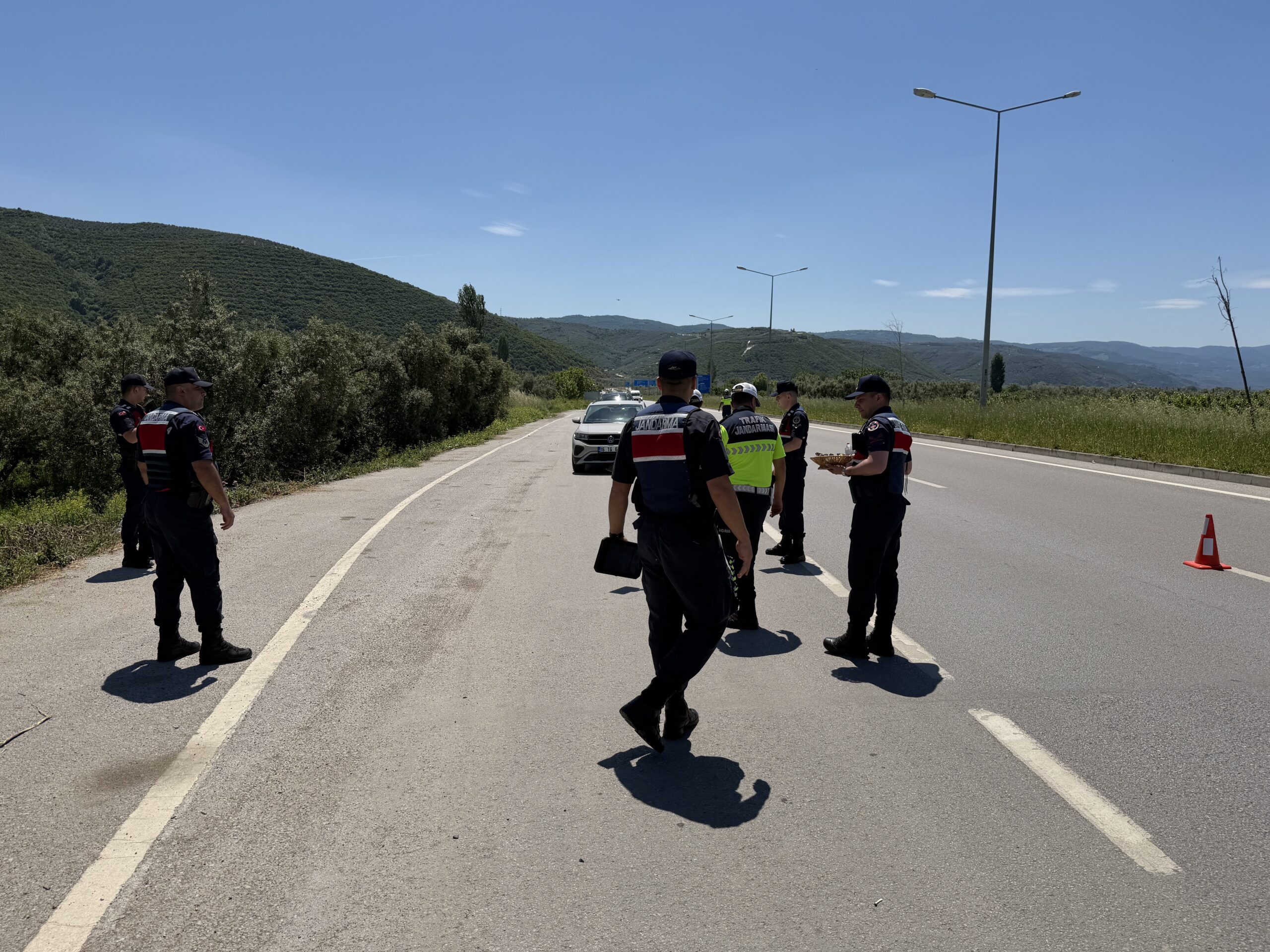 Ceza değil çikolata verdiler! 1 Bursam Medya -