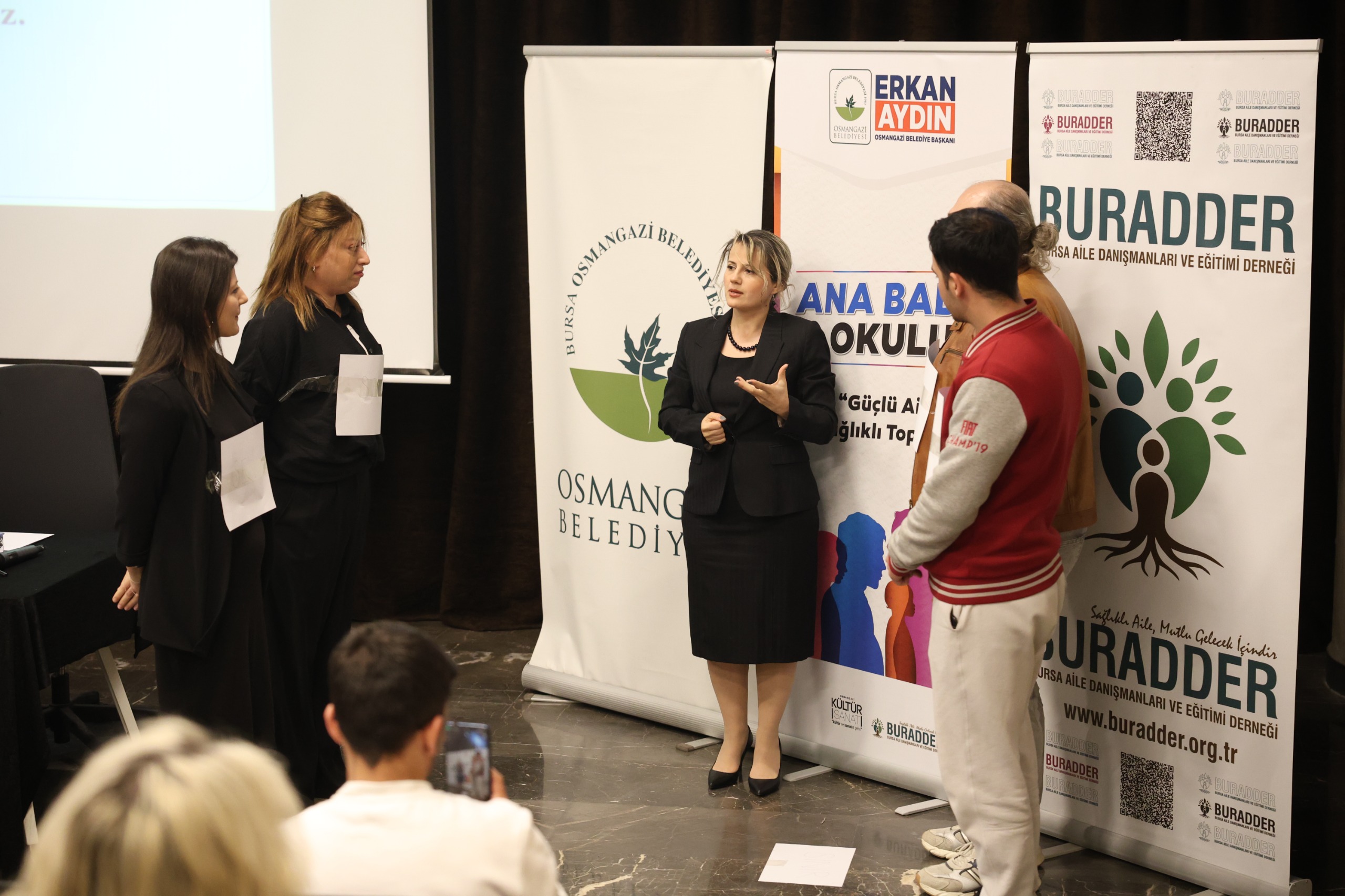 Aile içi şiddet masaya yatırıldı 1 Bursam Medya -
