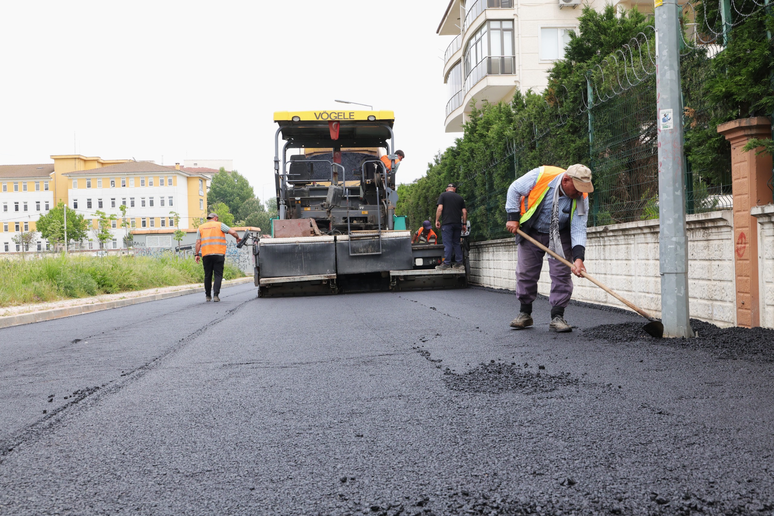 Osmangazi’de uzun süredir ihtiyaç duyulan yol çalışması tamamlandı. Hamitler Mahallesi’nde