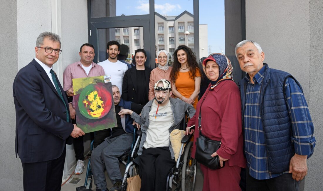 Osmangazi Belediyesi’nin Engelliler Haftası kapsamında düzenlediği etkinlikte özel gereksinimli bireyler