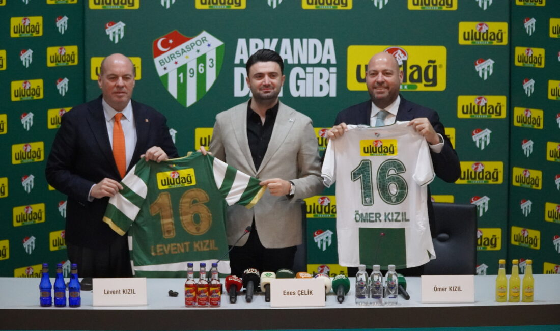 Bursaspor, Uludağ İçecek ile forma sırt sponsorluğu anlaşmasını bir sezon