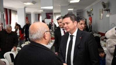 Osmangazi Belediye Başkanı Erkan Aydın, Sırameşeler Mahallesi’nde vatandaşlarla buluşarak talepleri