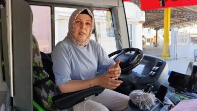 Bursa Büyükşehir Belediyesi BURULAŞ bünyesinde görev yapan otobüs sürücüsü Yasemin
