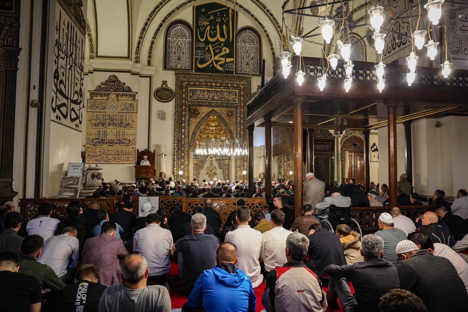 Bayramın ilk gününde dikkat çeken buluşma 1 Bursam Medya -