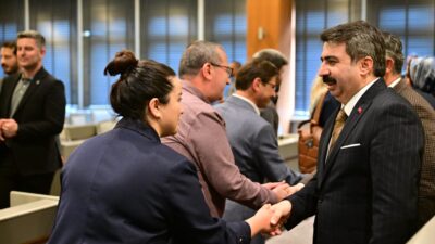 Yıldırım Belediye Başkanı Oktay Yılmaz, Kurban Bayramı öncesinde belediye personeliyle