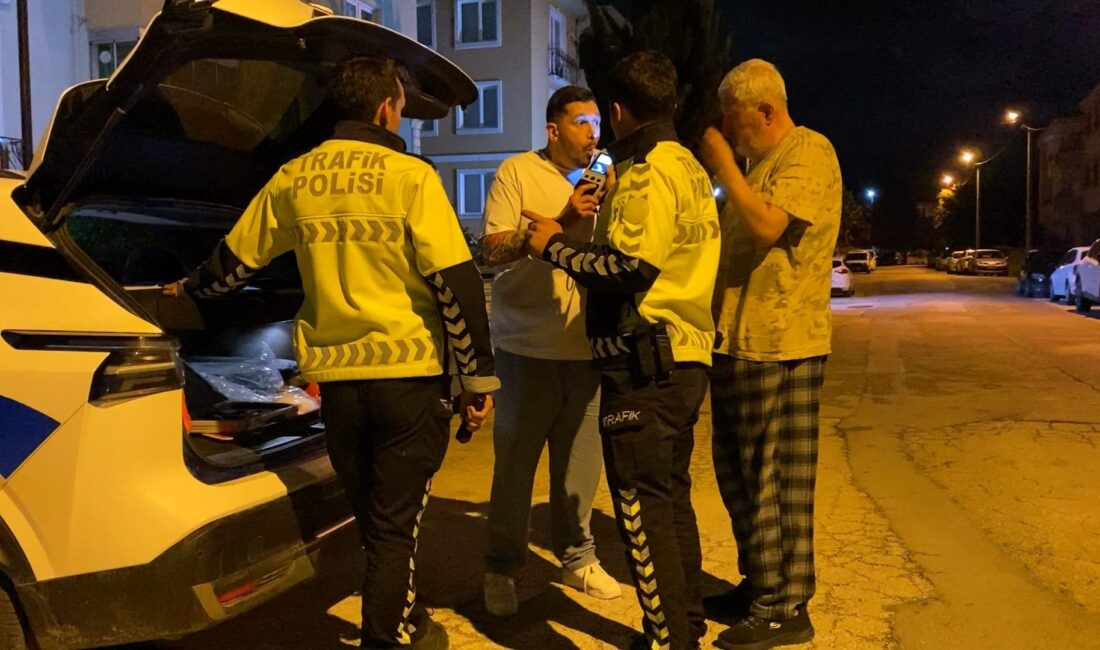 İnegöl'de kazaya karıştıktan sonra olay yerinden ayrılan sürücü, aracında uyurken