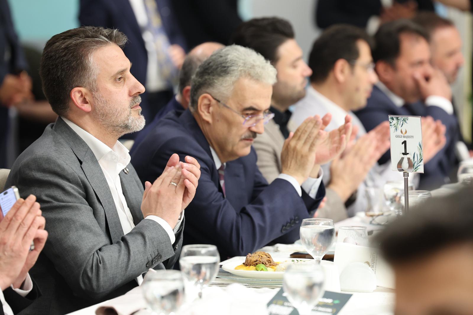 Bursaspor’un 63. kuruluş yıl dönümünde konuşan Başkan Enes Çelik, yeşil-beyazlı