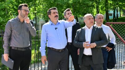 Yıldırım Belediyesi’nin Piremir Mahallesi’nde eski kapalı pazar alanını dönüştürdüğü Gençlik